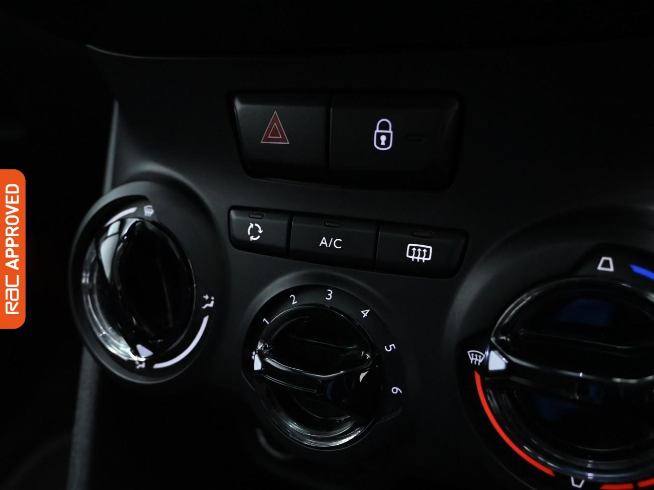 Used Peugeot 208 2018 for sale - 76429128: Photo 15