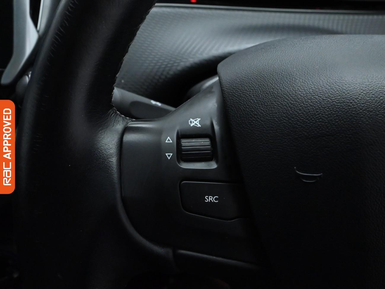 Used Peugeot 208 2018 for sale - 76429128: Photo 19