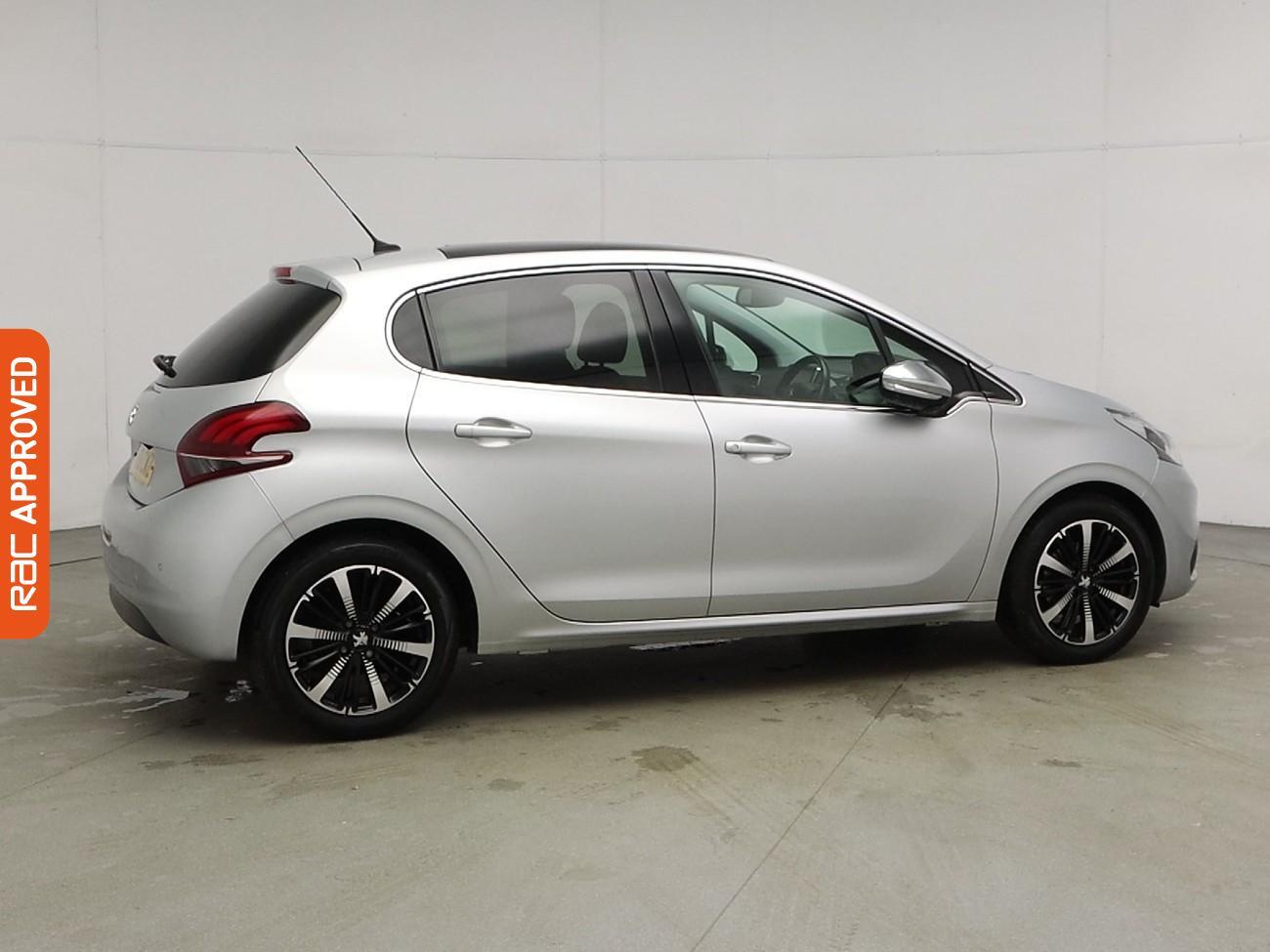Used Peugeot 208 2018 for sale - 76429128: Photo 28