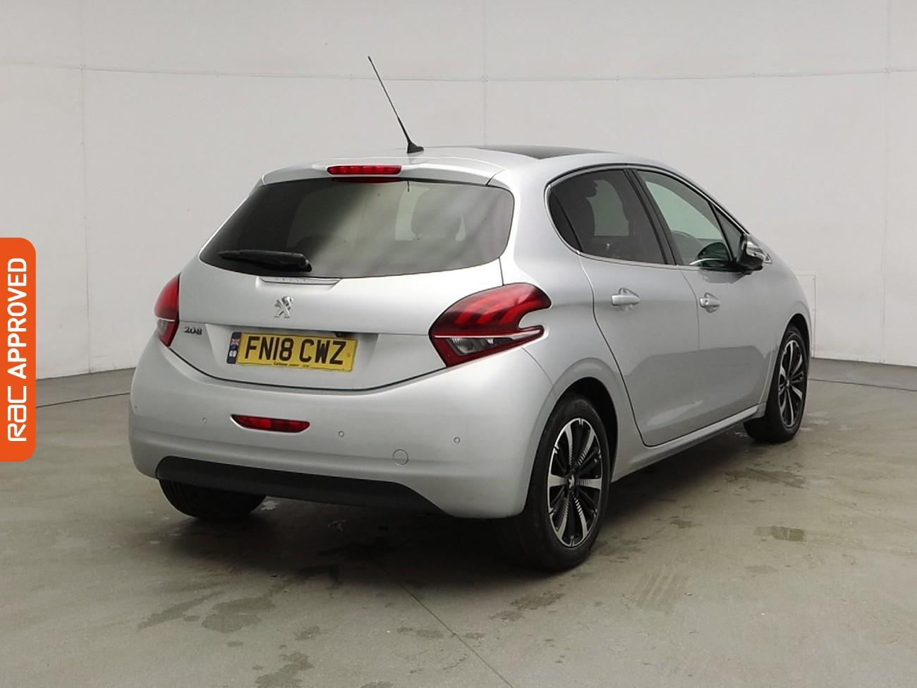 Used Peugeot 208 2018 for sale - 76429128: Photo 8
