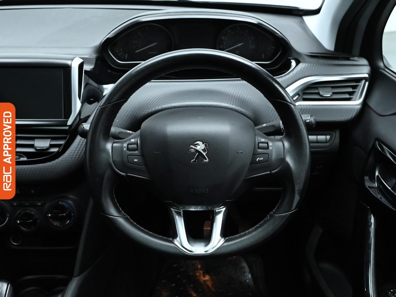 Used Peugeot 208 2018 for sale - 76429128: Photo 9