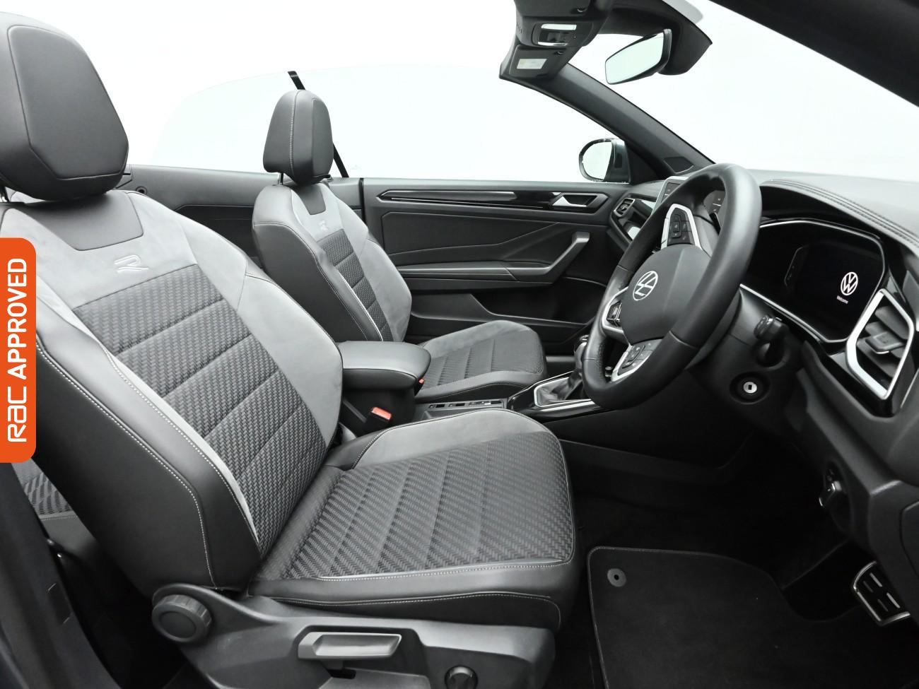 Used Volkswagen T-Roc 2023 for sale - 76884249: Photo 13