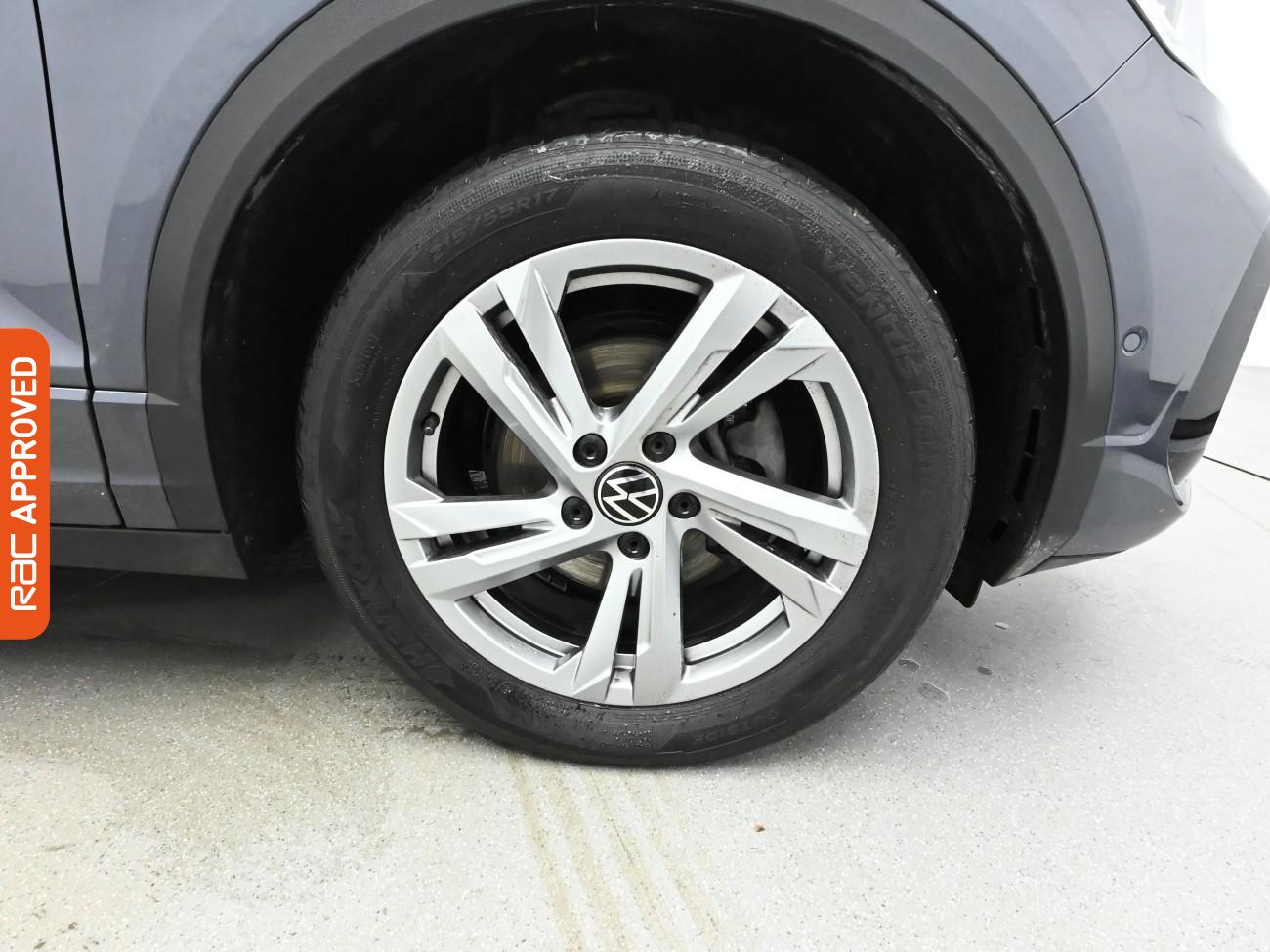 Used Volkswagen T-Roc 2023 for sale - 76884249: Photo 14