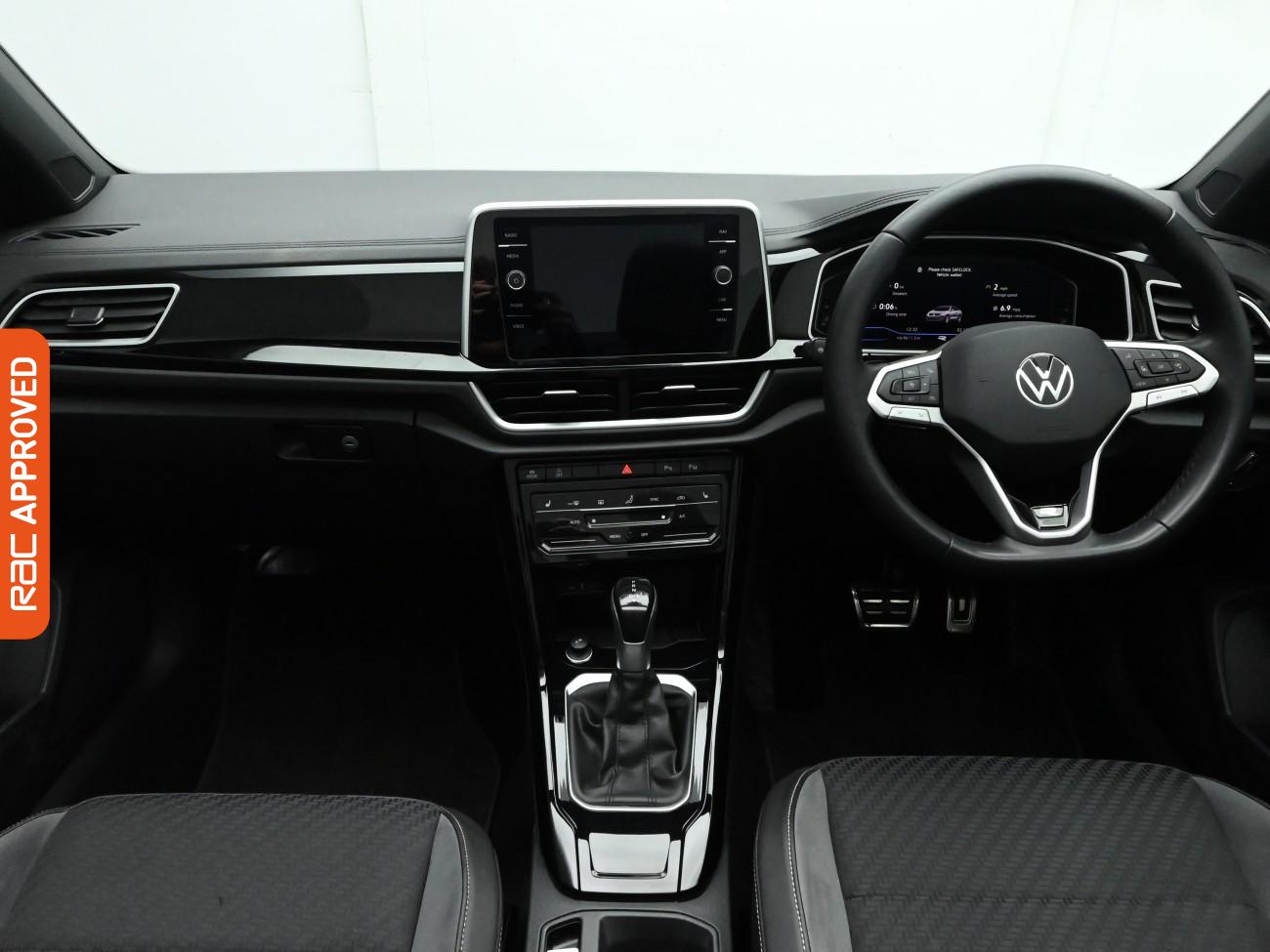 Used Volkswagen T-Roc 2023 for sale - 76884249: Photo 2