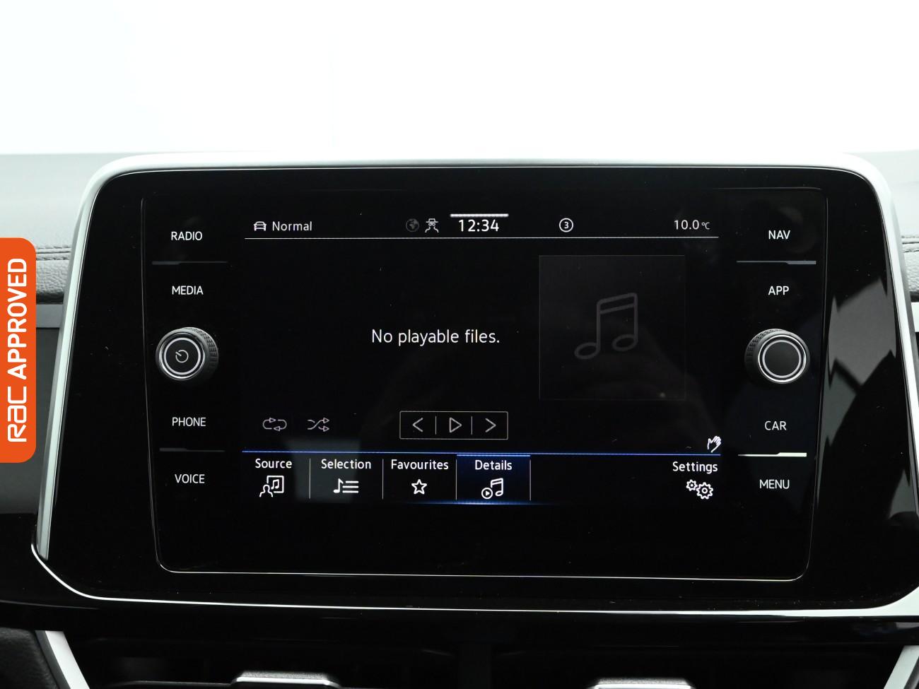 Used Volkswagen T-Roc 2023 for sale - 76884249: Photo 22