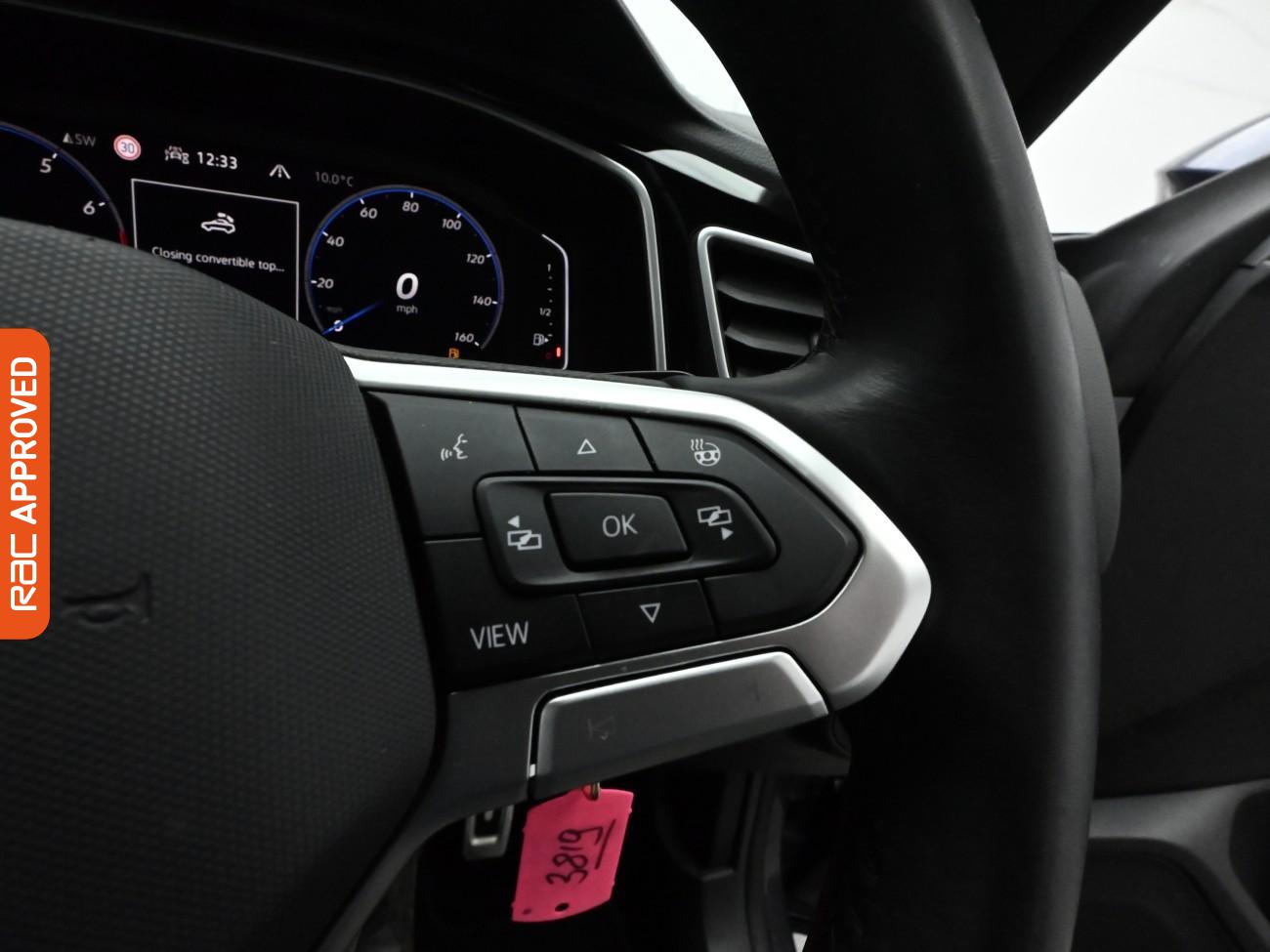 Used Volkswagen T-Roc 2023 for sale - 76884249: Photo 23