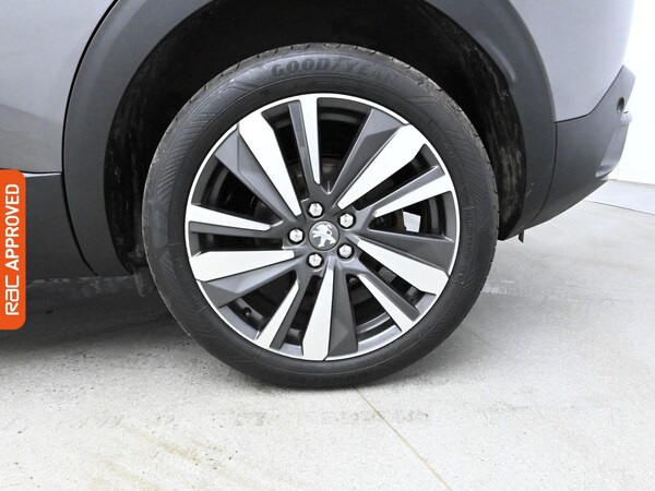 Used Peugeot 3008 2019 for sale - 76119883: Photo 14