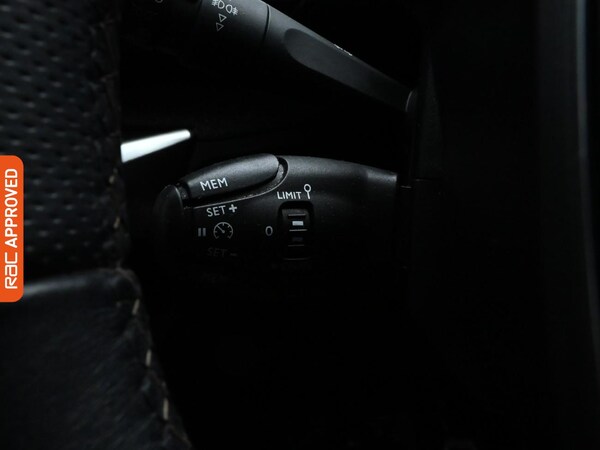 Used Peugeot 3008 2019 for sale - 76119883: Photo 25