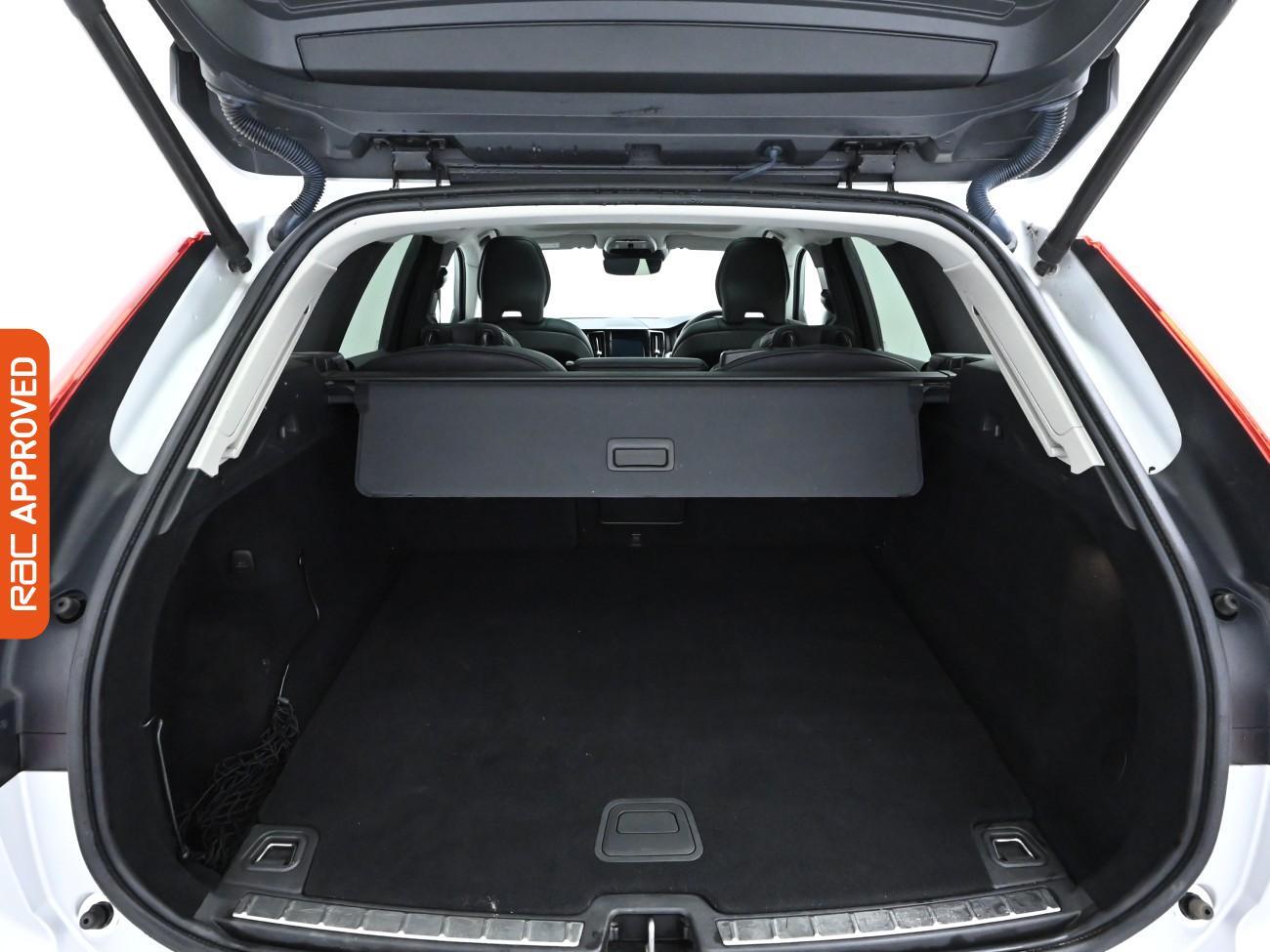 Used Volvo XC60 2020 for sale - 75983215: Photo 29