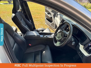 Used Volvo XC60 2020 for sale - 75983215: Photo