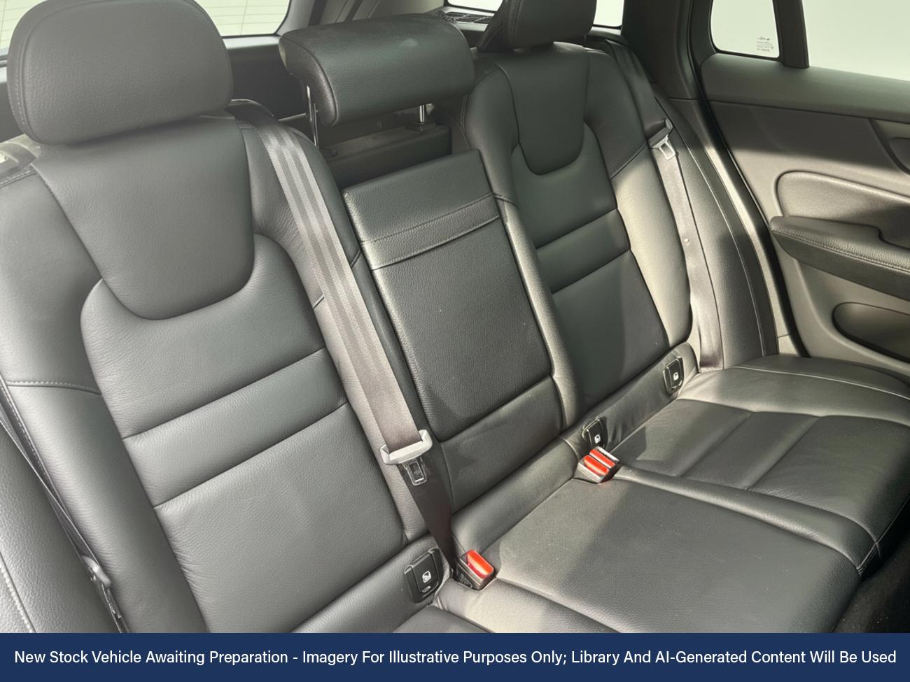 Used Volvo V60 2019 for sale - 76569512: Photo 4