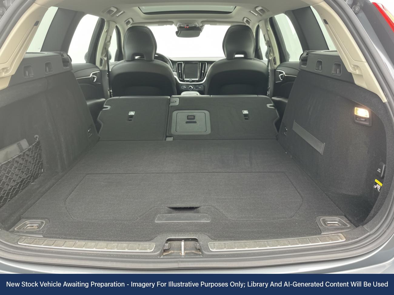 Used Volvo V60 2019 for sale - 76569512: Photo 7