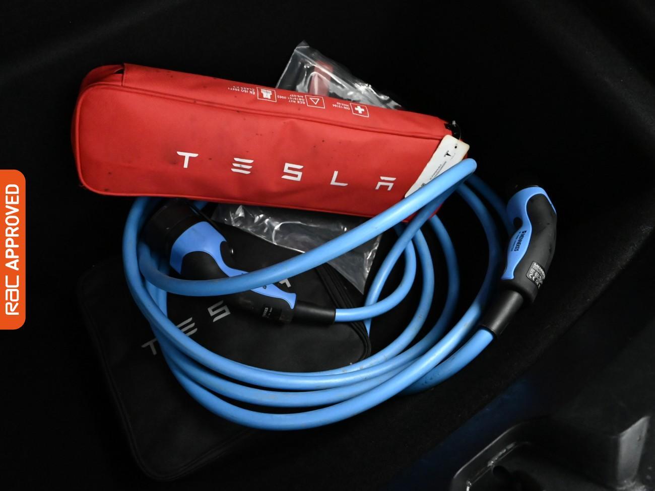 Used Tesla Model 3 2023 for sale - 76746307: Photo 18