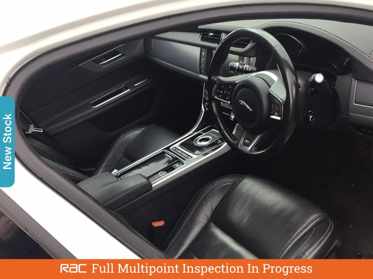 Used Jaguar XF 2016 for sale - 76330612: Photo 3