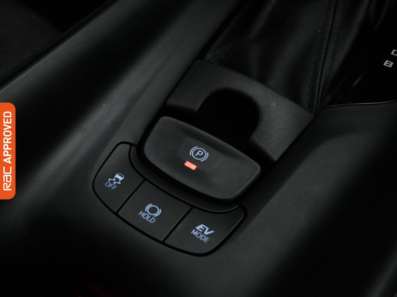 Used Toyota C-HR 2020 for sale - 77257673: Photo 14