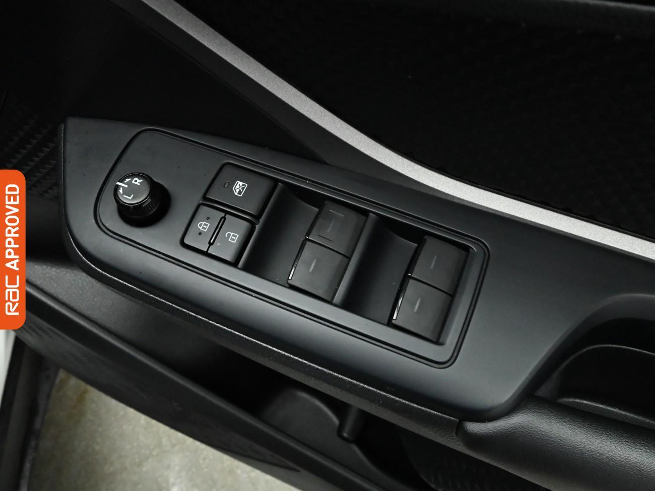 Used Toyota C-HR 2020 for sale - 77257673: Photo 26