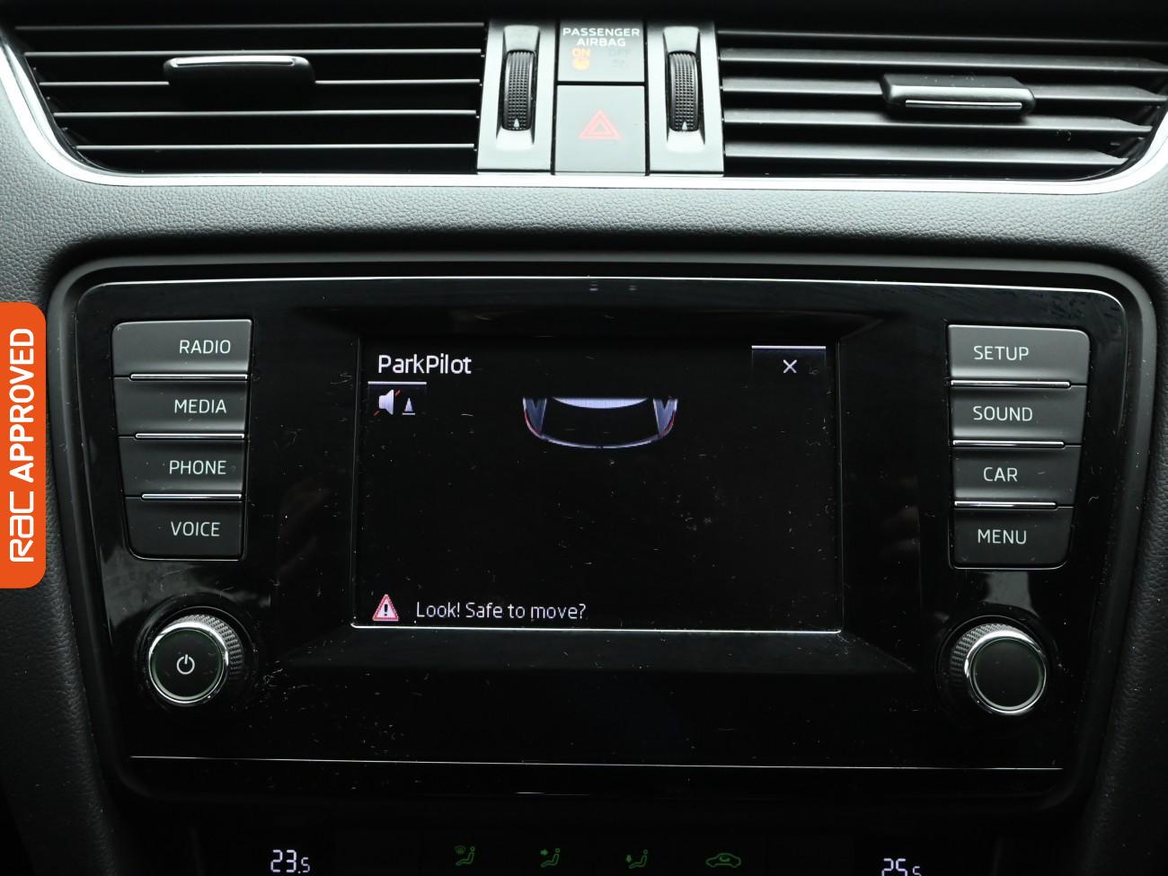 Used Skoda Octavia 2014 for sale - 76955432: Photo 15