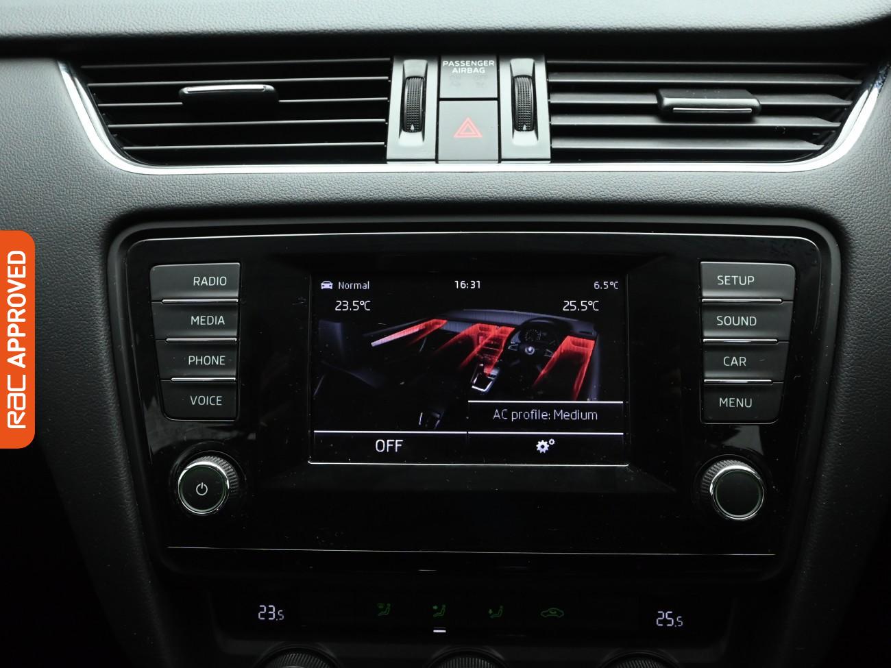 Used Skoda Octavia 2014 for sale - 76955432: Photo 21