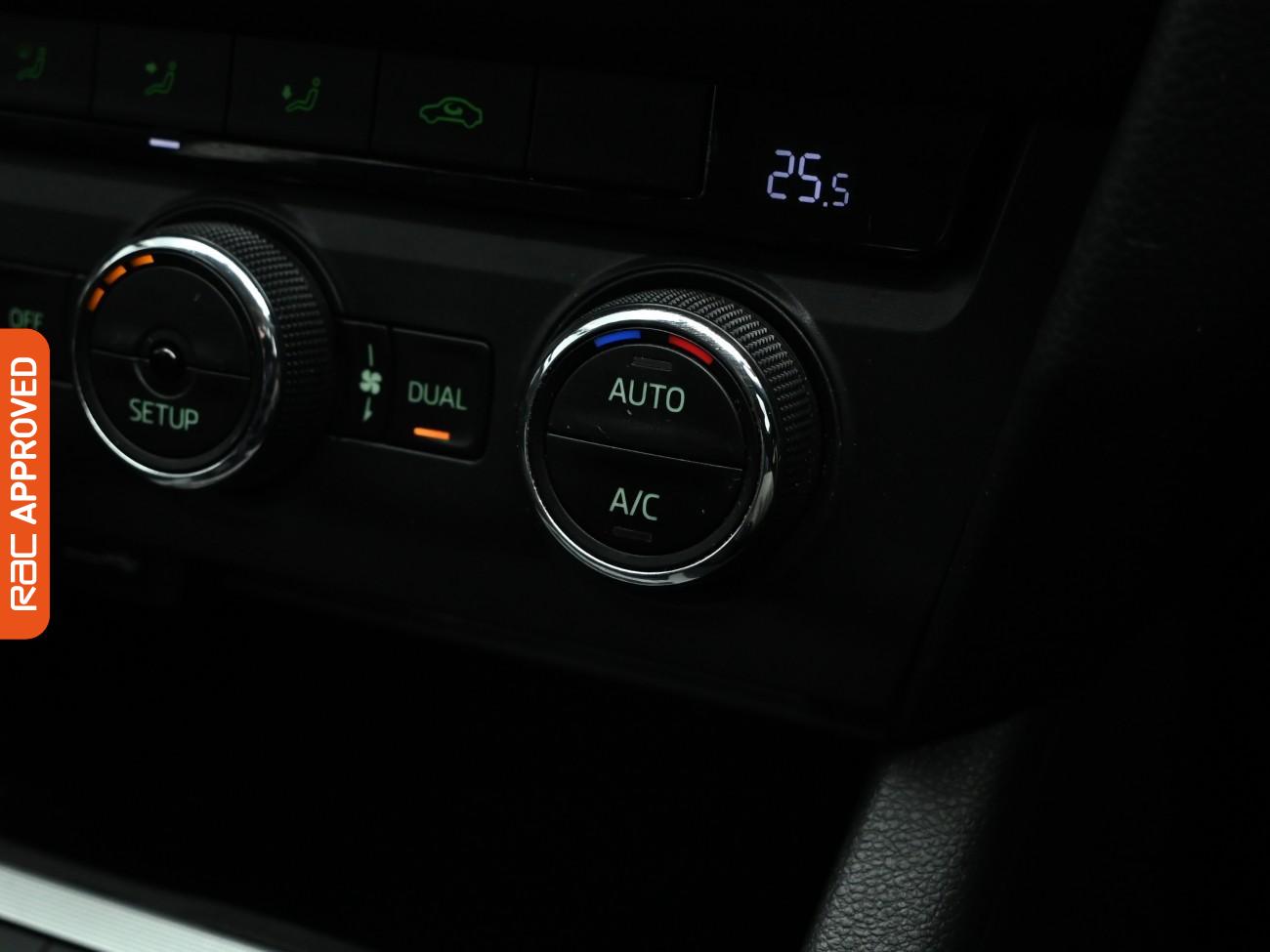 Used Skoda Octavia 2014 for sale - 76955432: Photo 22