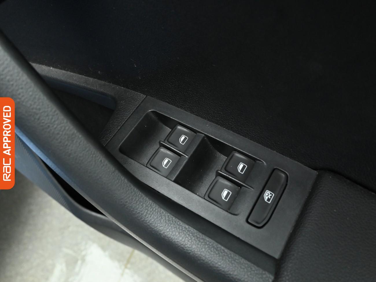 Used Skoda Octavia 2014 for sale - 76955432: Photo 25