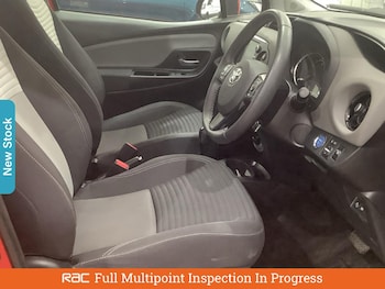 Used Toyota Yaris 2020 for sale - 75592664: Photo