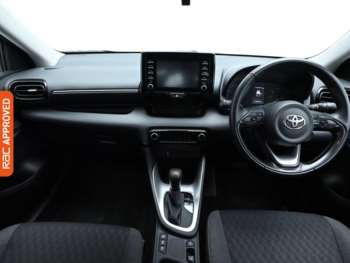 Used Toyota Yaris 2023 for sale - 75117528: Photo