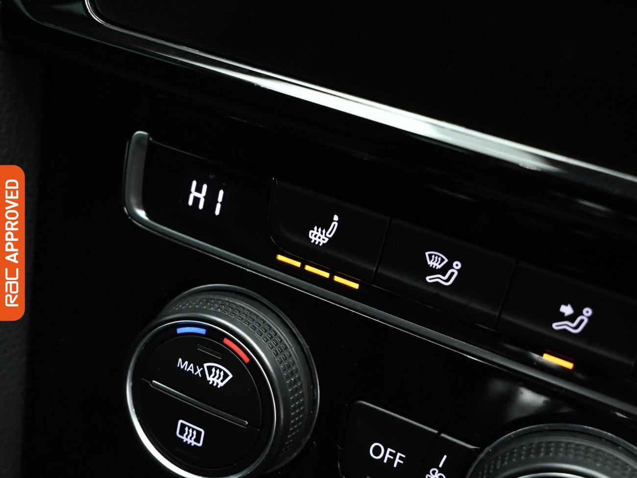 Used Volkswagen Golf 2019 for sale - 77747762: Photo 17