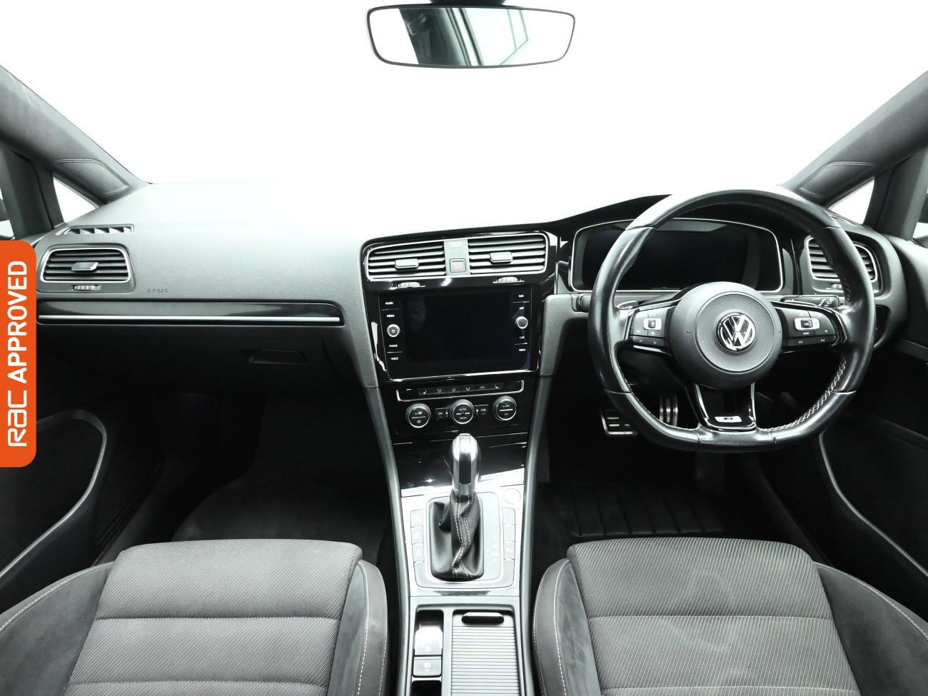 Used Volkswagen Golf 2019 for sale - 77747762: Photo 2