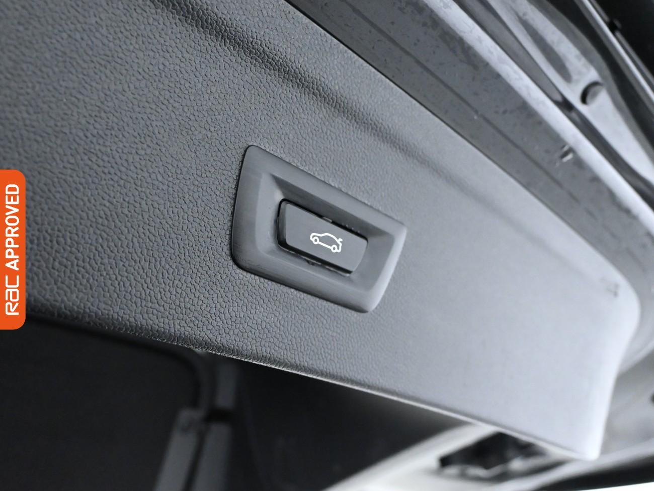 Used BMW iX 2022 for sale - 76298703: Photo 16