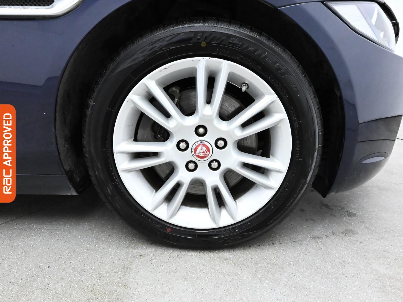Used Jaguar XE 2016 for sale - 76346467: Photo 28