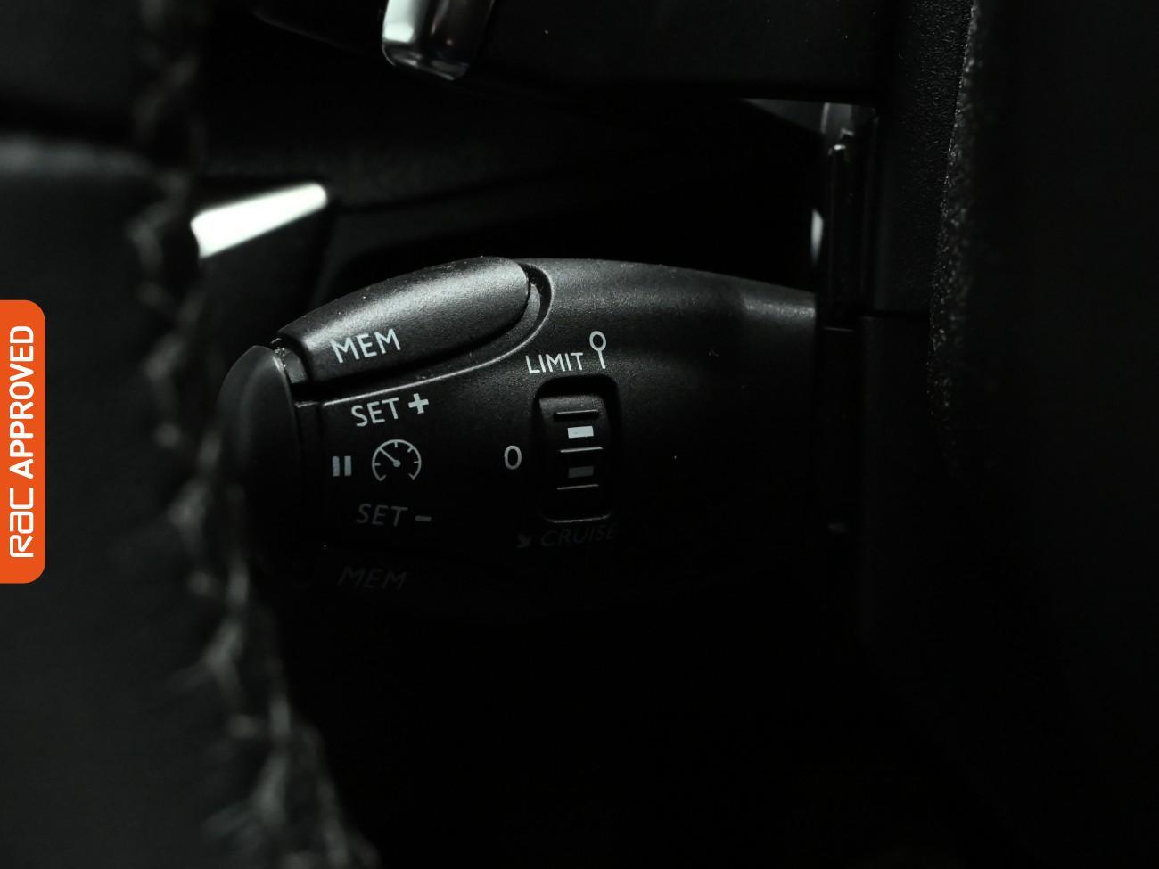 Used Peugeot 3008 2018 for sale - 77666582: Photo 15