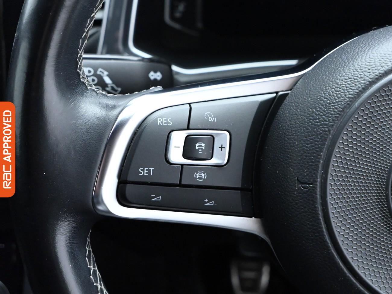 Used Volkswagen T-Roc 2019 for sale - 76316323: Photo 18