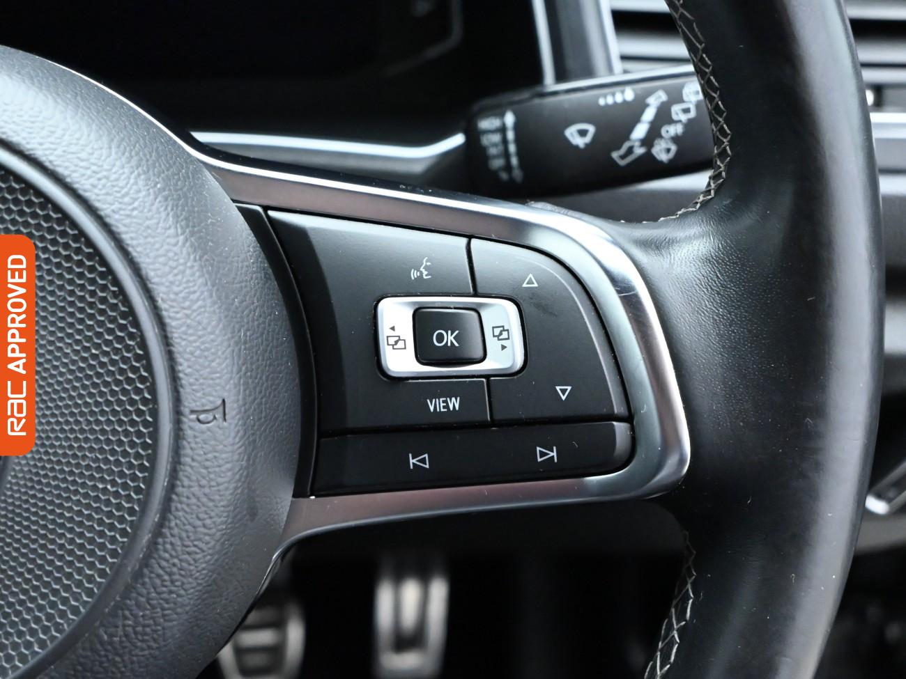 Used Volkswagen T-Roc 2019 for sale - 76316323: Photo 19