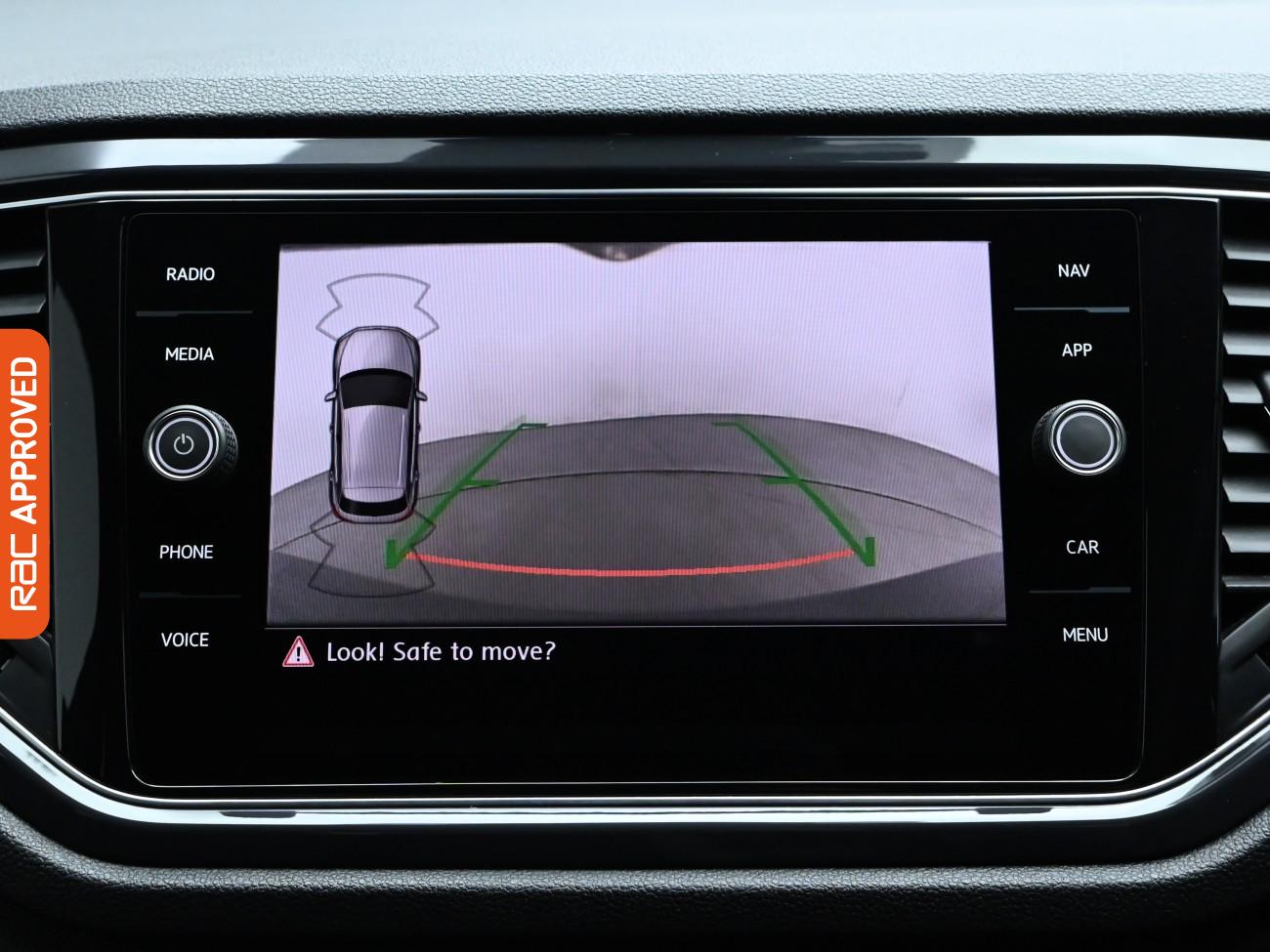 Used Volkswagen T-Roc 2019 for sale - 76316323: Photo 3