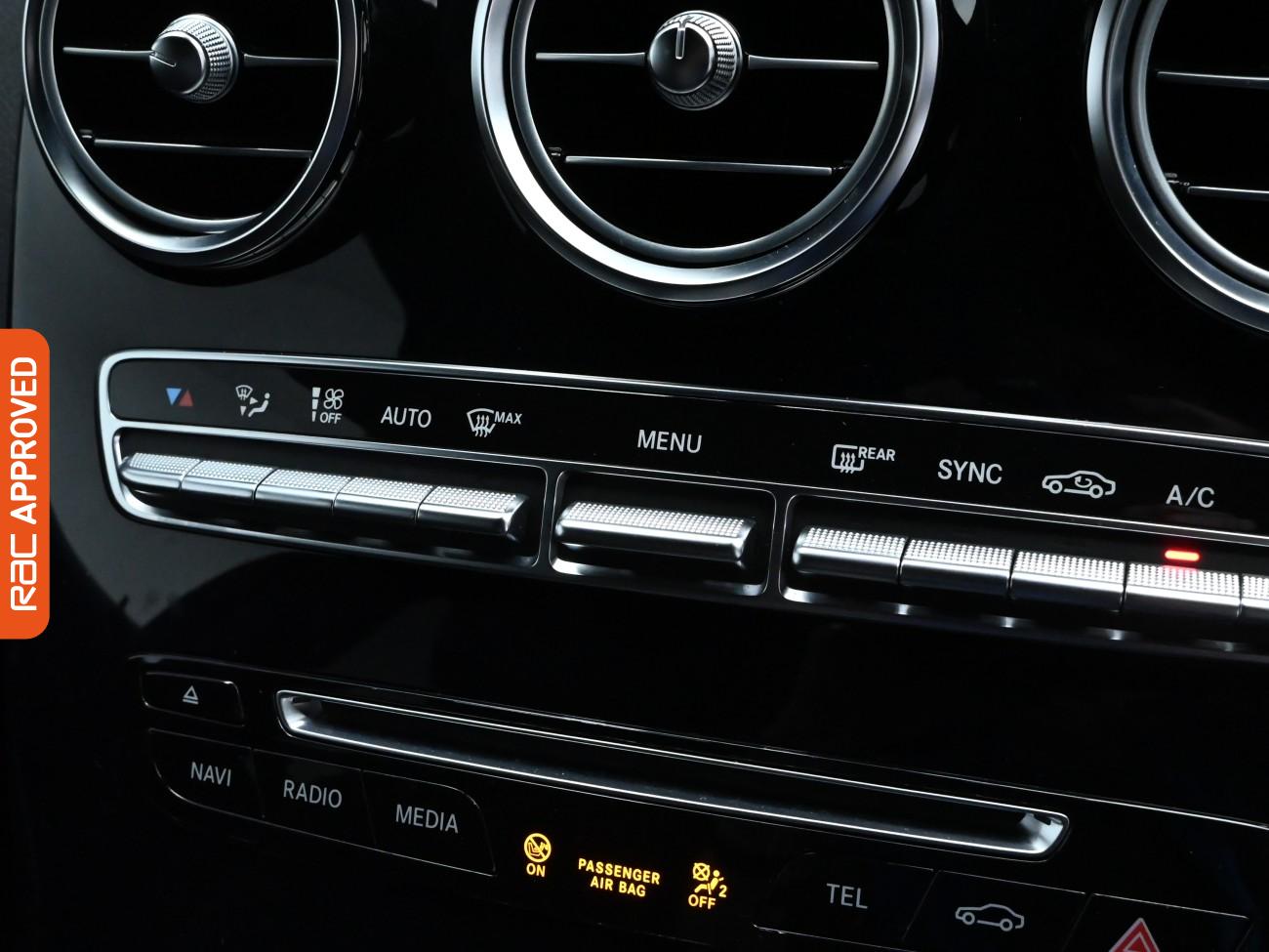 Used Mercedes-Benz GLC 2018 for sale - 76405997: Photo 17