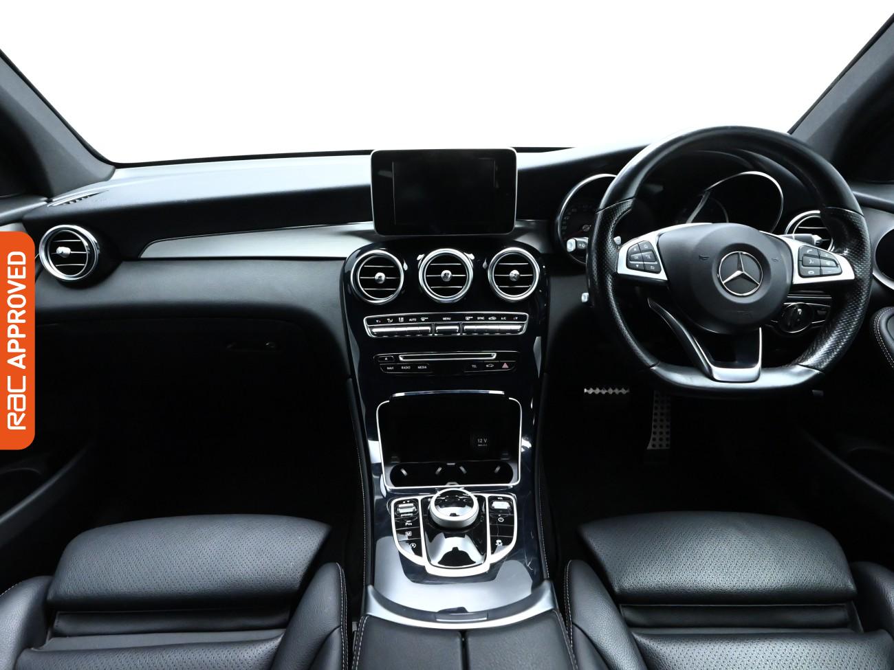 Used Mercedes-Benz GLC 2018 for sale - 76405997: Photo 2