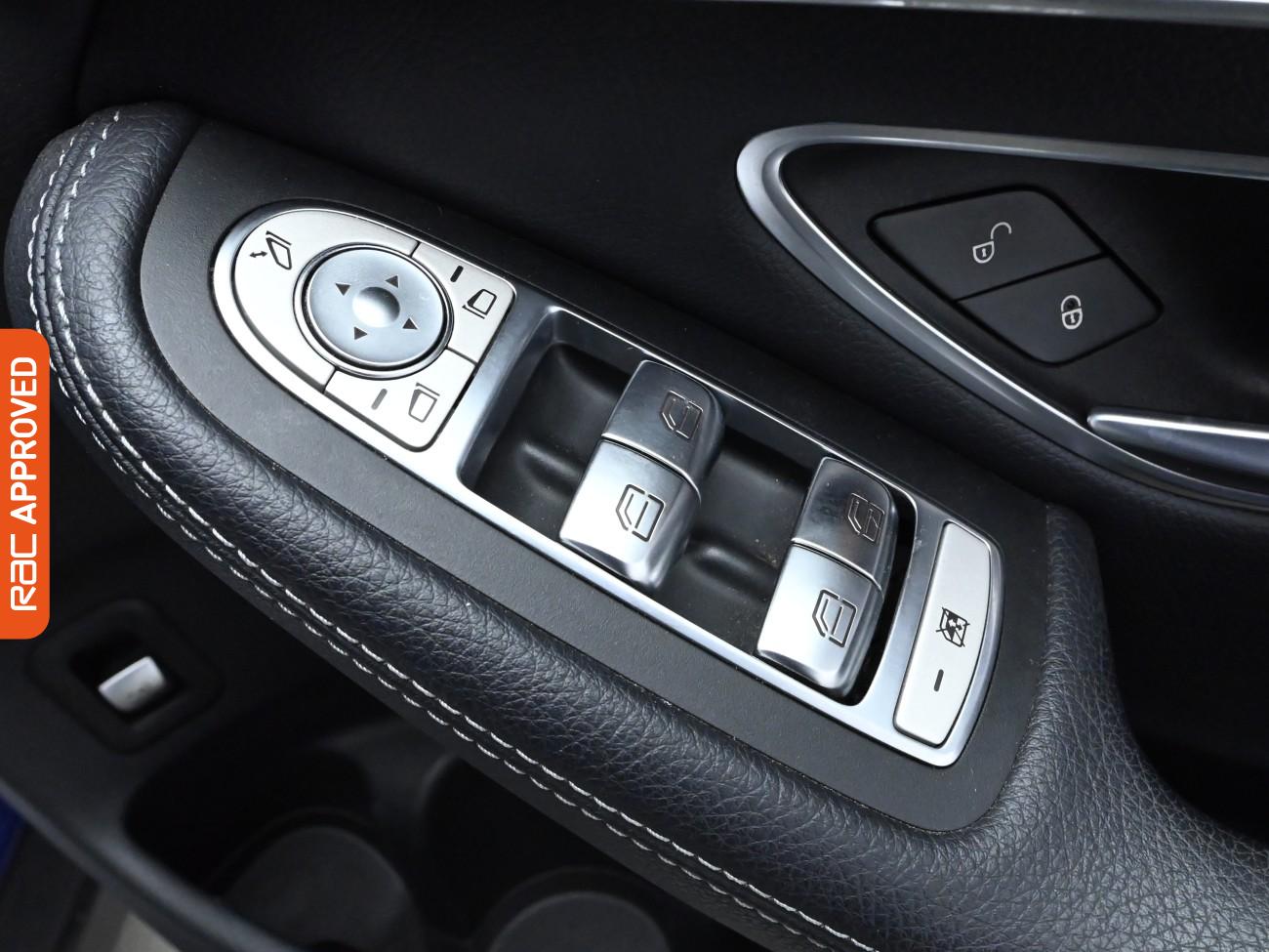 Used Mercedes-Benz GLC 2018 for sale - 76405997: Photo 27