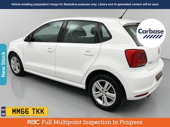 Used Volkswagen Polo 2017 for sale - 79097872: Photo