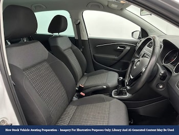 Used Volkswagen Polo 2017 for sale - 79097872: Photo