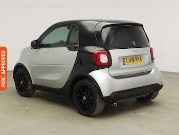 Used smart fortwo 2018 for sale - 78604557: Photo