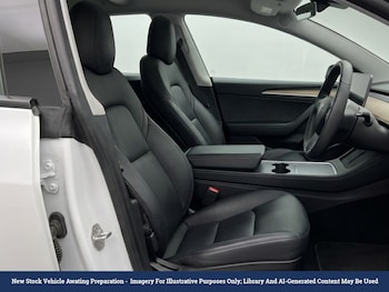 Used Tesla Model Y 2024 for sale - 79556579: Photo