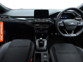 Used Ford Focus 2021 for sale - 76113724: Photo 2
