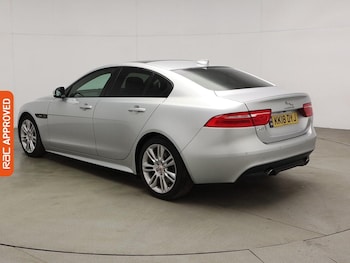 Used Jaguar XE 2018 for sale - 75440804: Photo