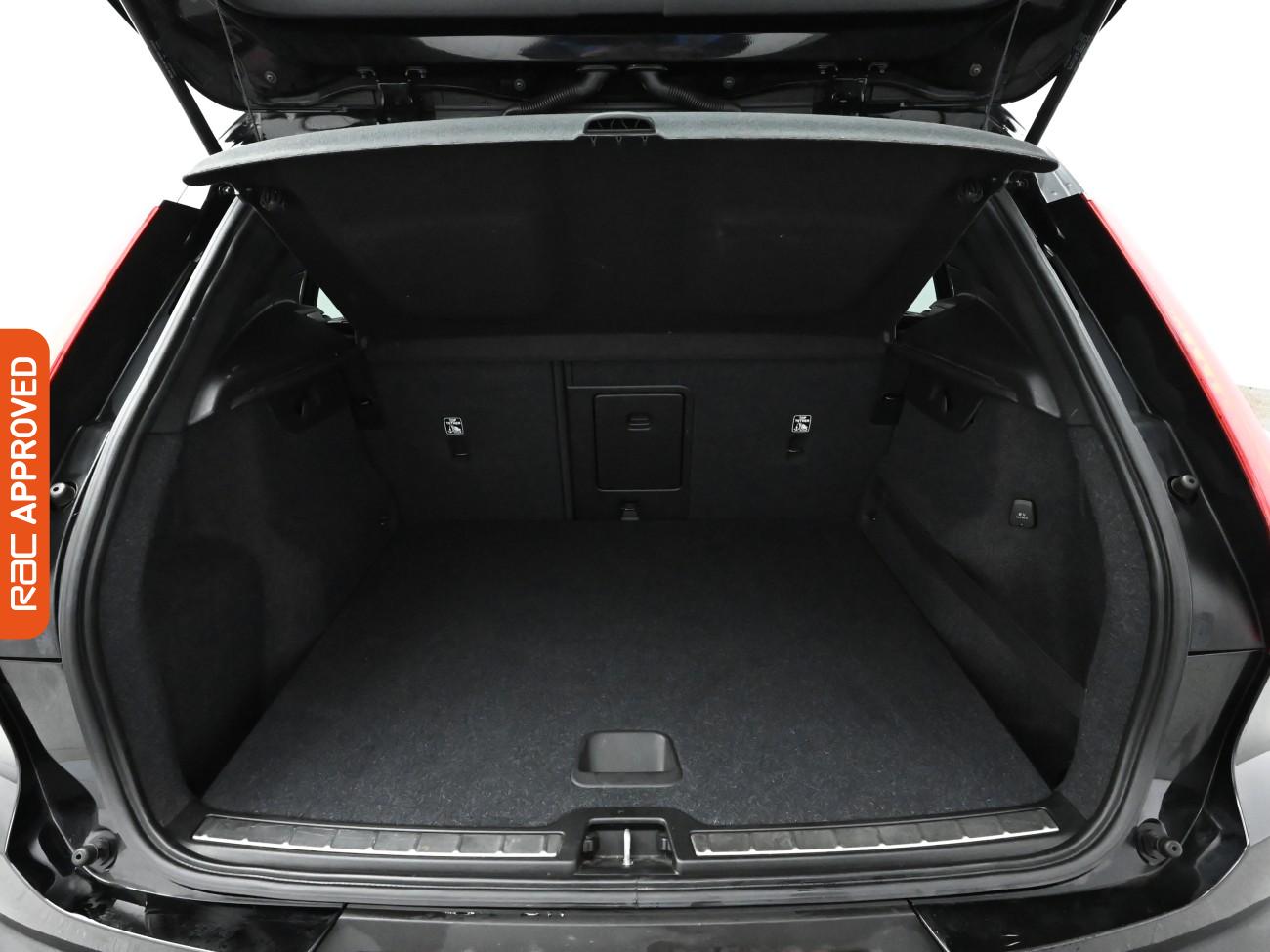 Used Volvo XC40 2020 for sale - 77935573: Photo 25