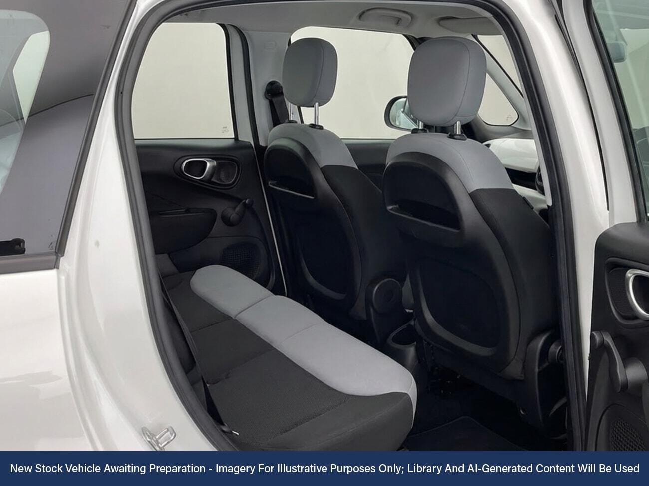 Used Fiat 500L 2013 for sale - 77123776: Photo 4