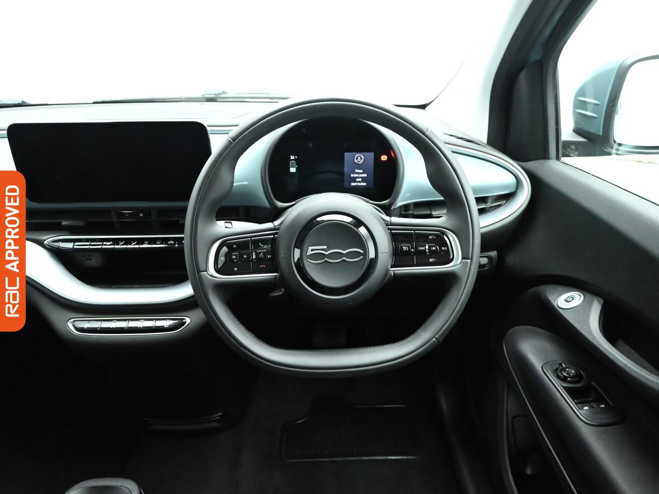 Used Fiat 500e 2021 for sale - 76890294: Photo 11