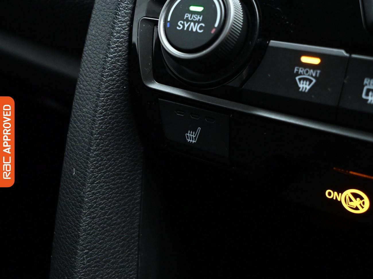 Used Honda Civic 2019 for sale - 76373944: Photo 16