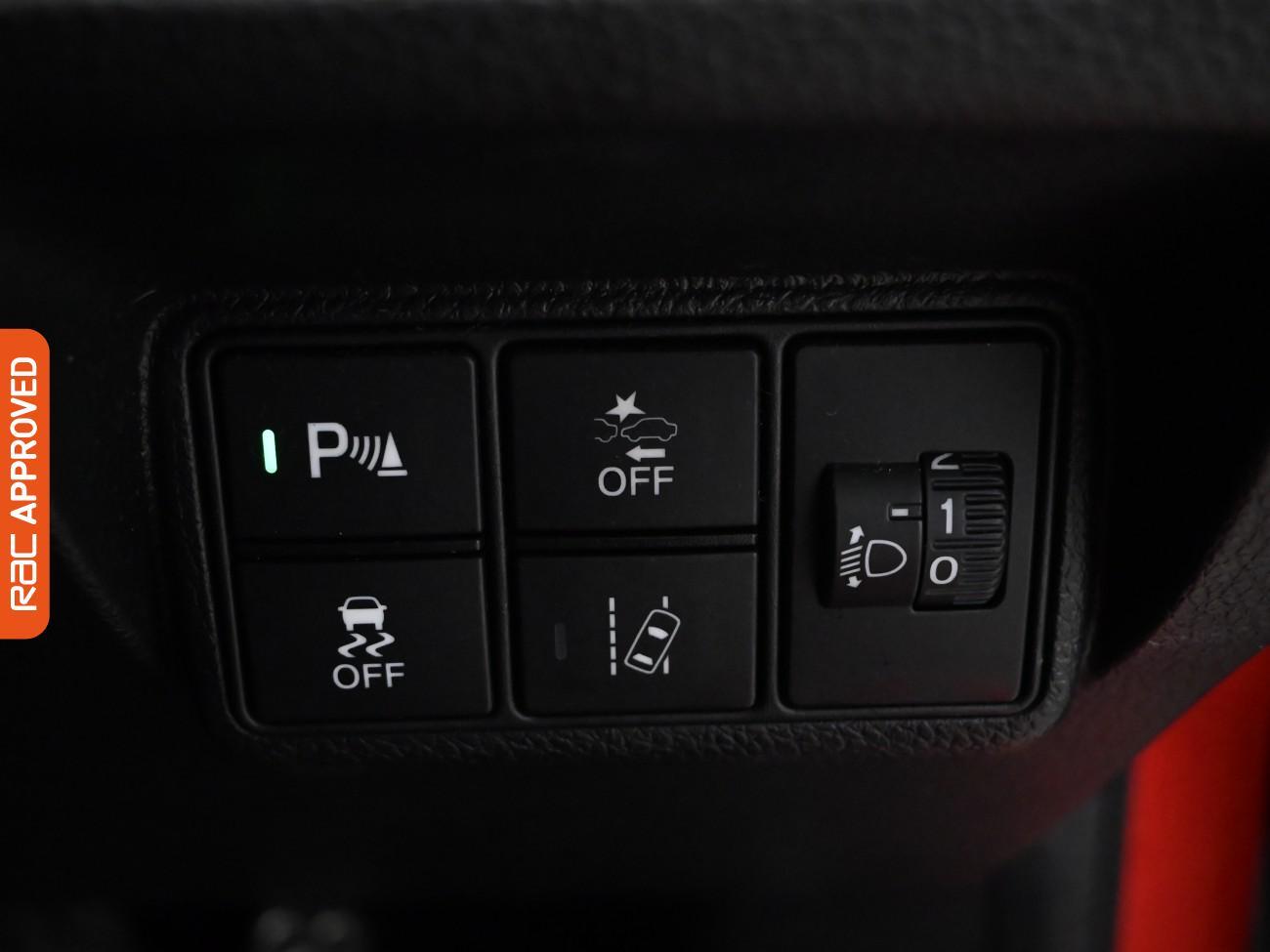 Used Honda Civic 2019 for sale - 76373944: Photo 18