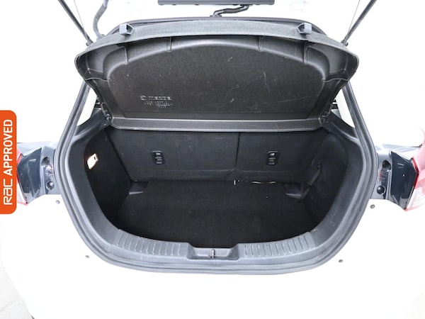 Used Mazda Mazda2 2022 for sale - 76300102: Photo 24