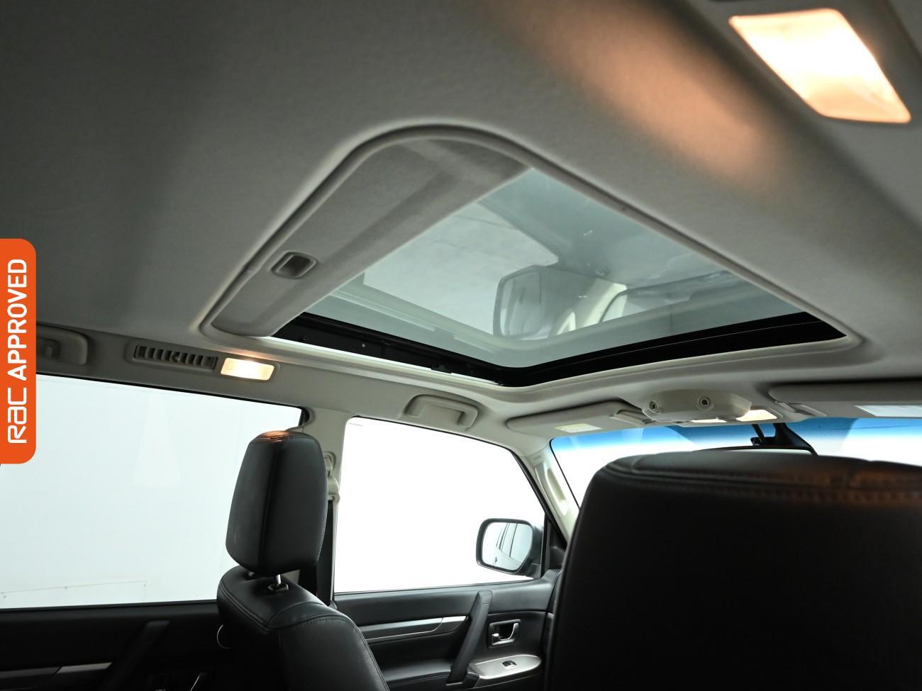 Used Mitsubishi Shogun 2016 for sale - 77257720: Photo 3